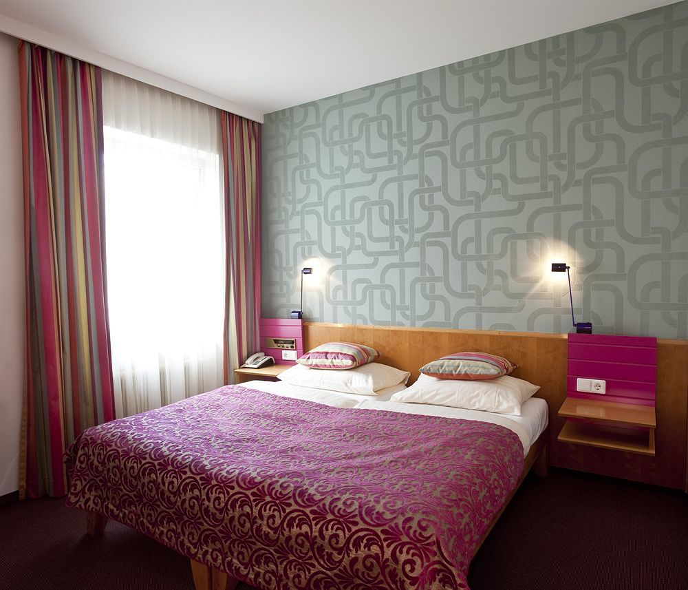 Hotel Geyer Κλάγκενφουρτ Εξωτερικό φωτογραφία