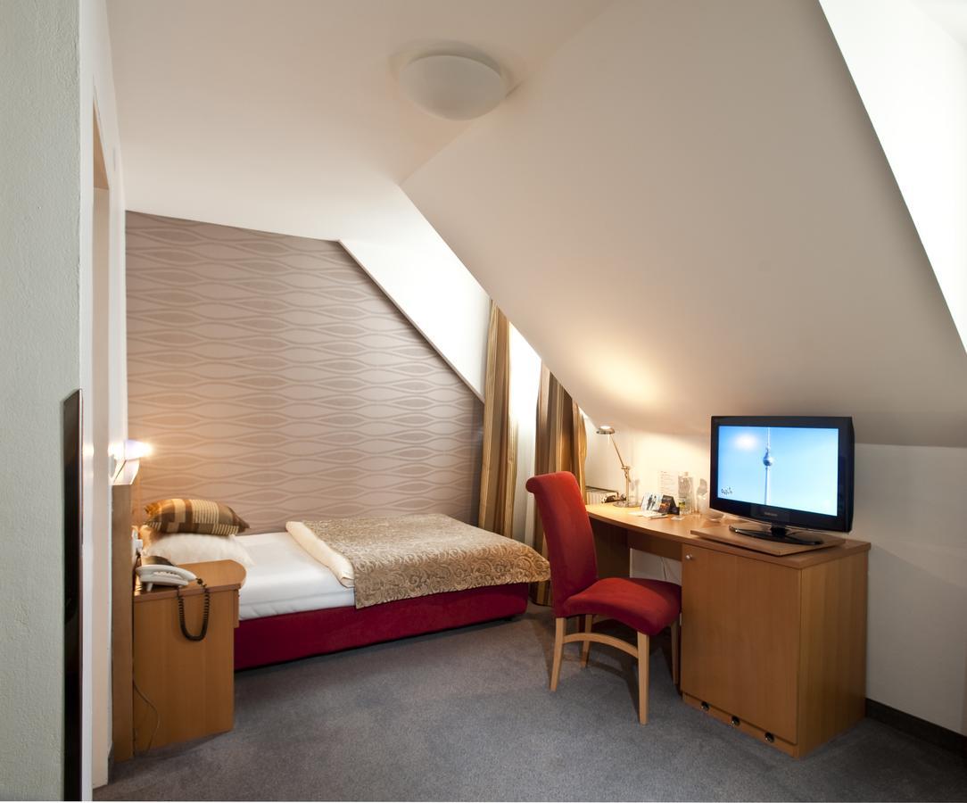 Hotel Geyer Κλάγκενφουρτ Εξωτερικό φωτογραφία