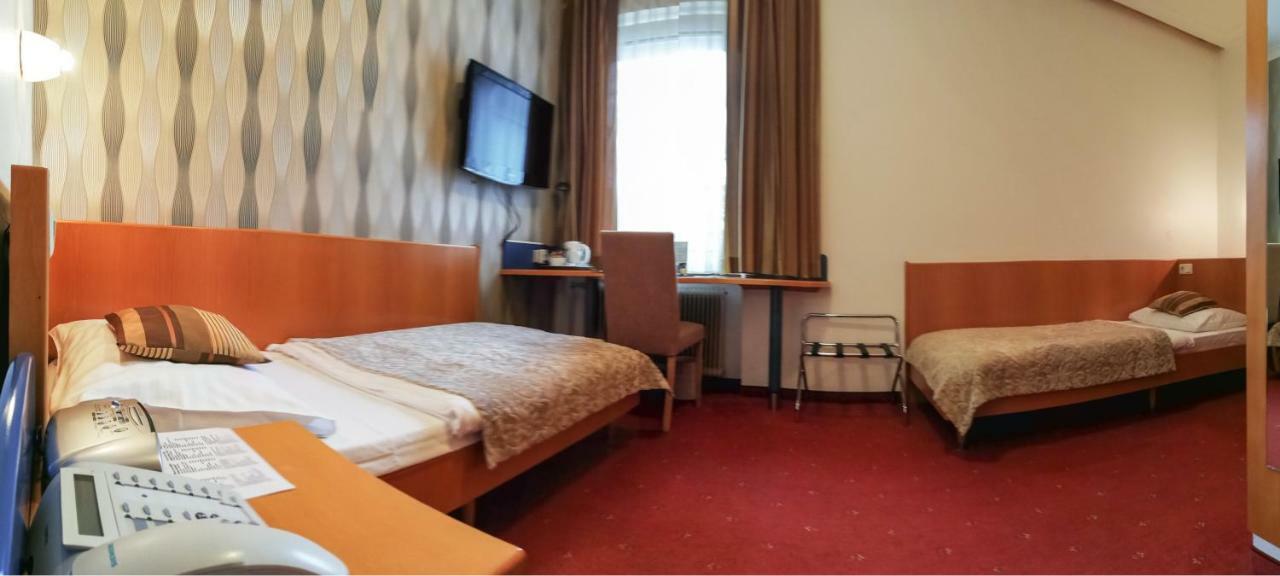 Hotel Geyer Κλάγκενφουρτ Εξωτερικό φωτογραφία